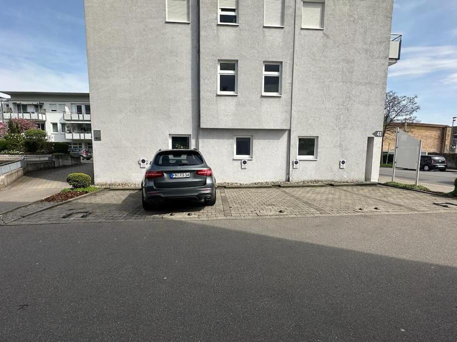 Modernes Loft - Hochwertig, Zentral & Seenaehe Friedrichshafen Bagian luar foto