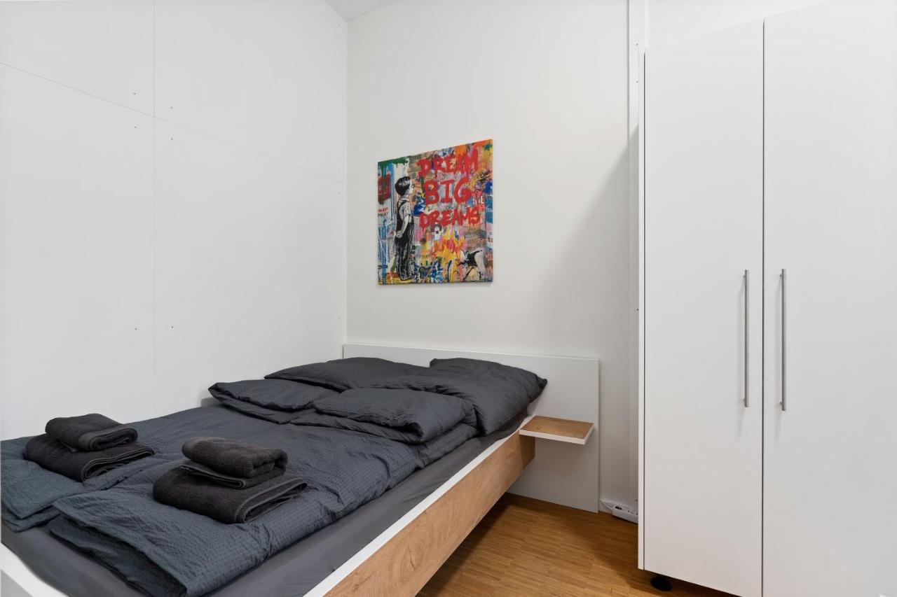 Modernes Loft - Hochwertig, Zentral & Seenaehe Friedrichshafen Bagian luar foto