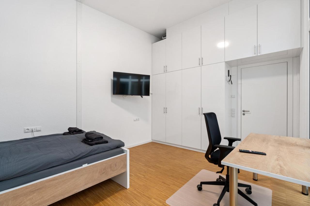 Modernes Loft - Hochwertig, Zentral & Seenaehe Friedrichshafen Bagian luar foto